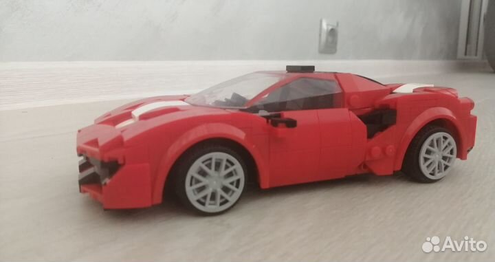 Лего-конструктор машинка