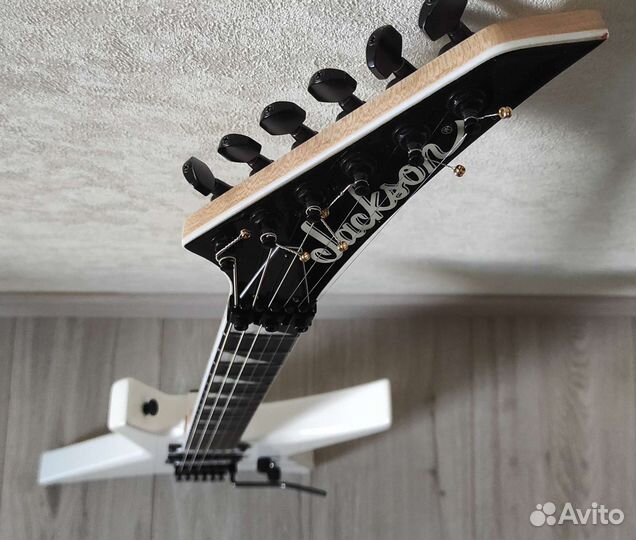 Электрогитара Jackson Warrior JS32 + чехол