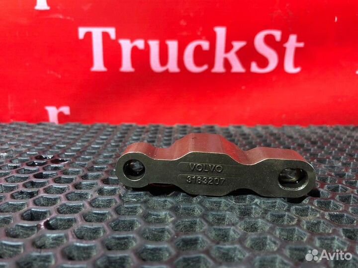 Толкатель впускного рокера Volvo FH