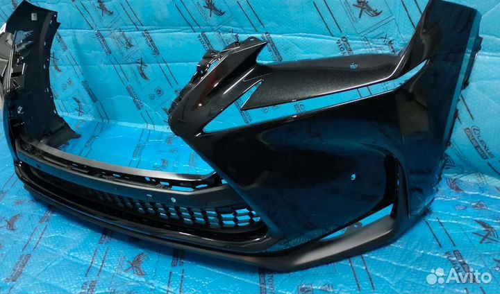 Бампер Лексус NX с юбкой и решеткой черный 14-17