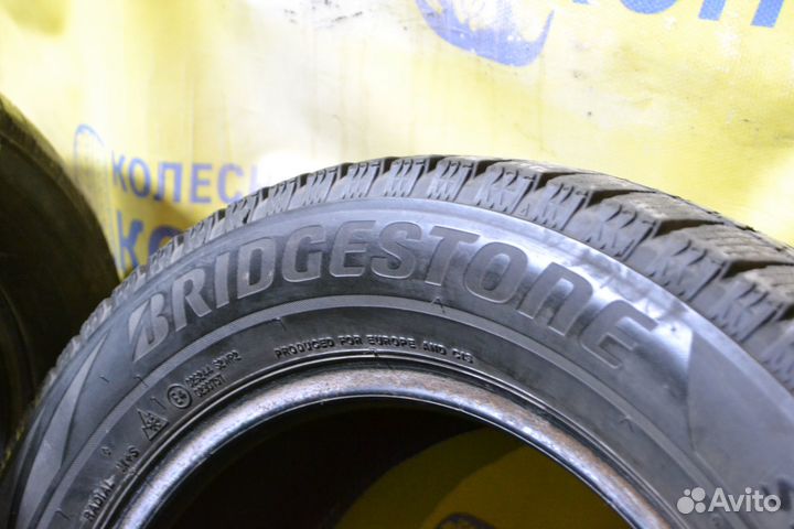 Bridgestone Blizzak Ice 215/55 R16