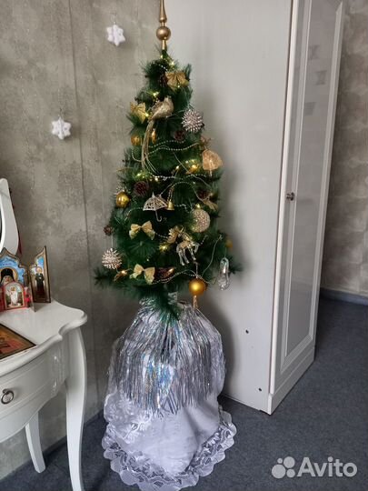 Елка искусственная