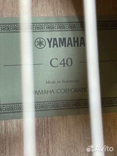 Классическая гитара Yamaha C40