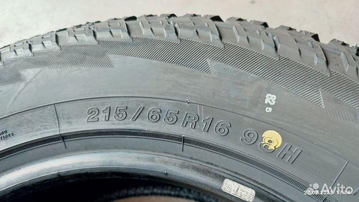 Yokohama Geolandar A/T G015 215/65 R16 98H