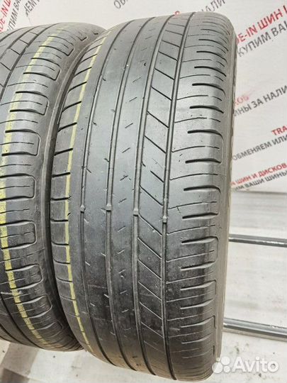Goodyear EfficientGrip 215/60 R16