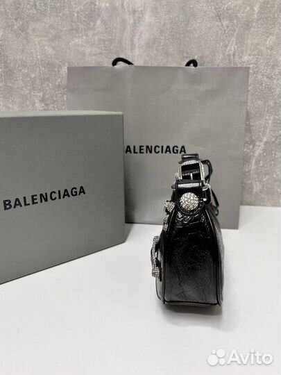 Женская сумка Balenciaga Le Cagole на плечо