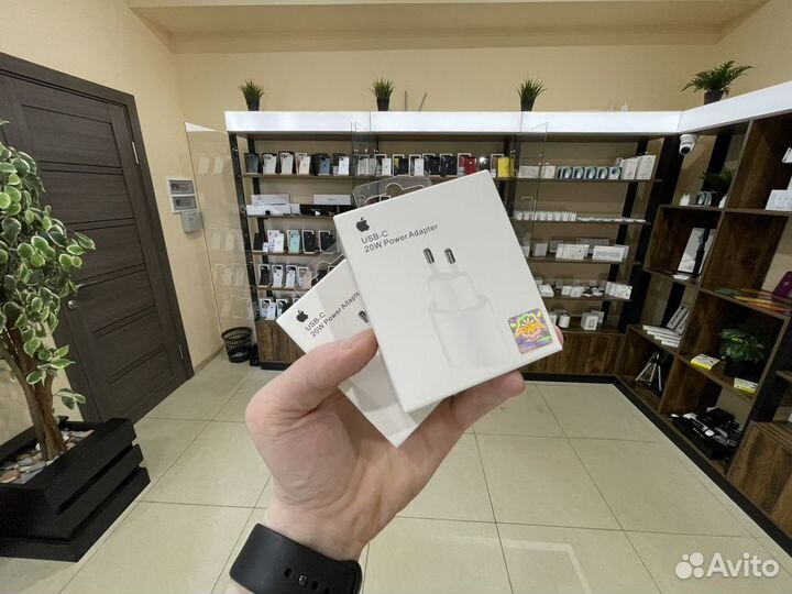 Быстрая зарядка iPhone 20W / блок 20W
