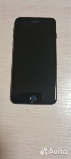 iPhone 8 Plus, 64 ГБ