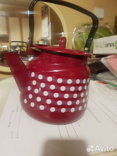 Чайник электрический новый и эмалиров новый