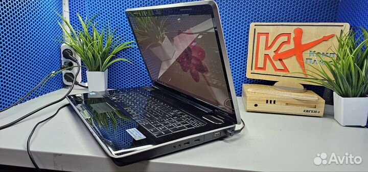 Ноутбук Toshiba P500-1ej i7/4/500/GT330/Win8.1