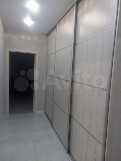 2-к. квартира, 72 м², 4/9 эт.