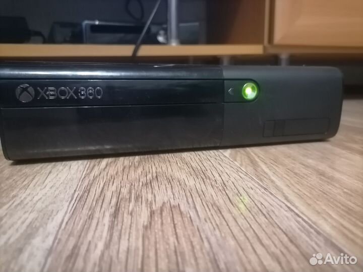 Xbox 360 E