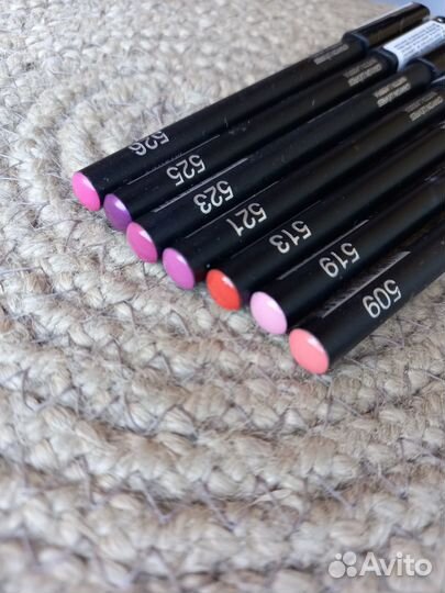 Косметика кико карандаш губ kiko новый