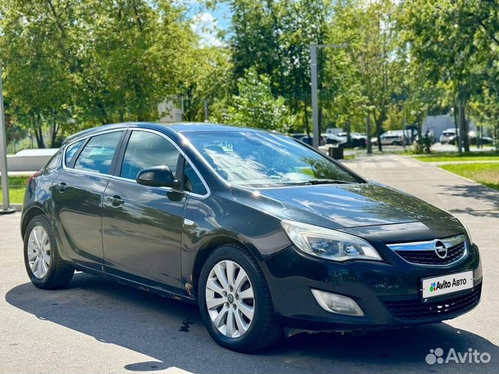 Opel Astra 1.6 AT, 2011, 220 000 км