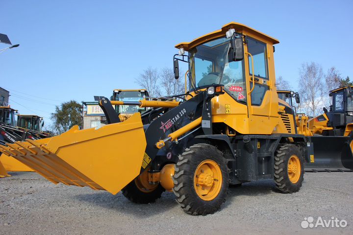 Фронтальный погрузчик Redstar 150, 2023