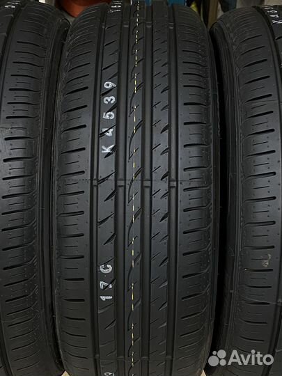 Roadstone Eurovis Sport 04 215/50 R17