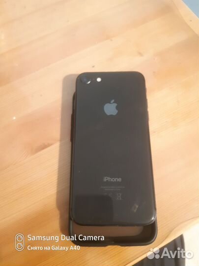 iPhone 8, 64 ГБ