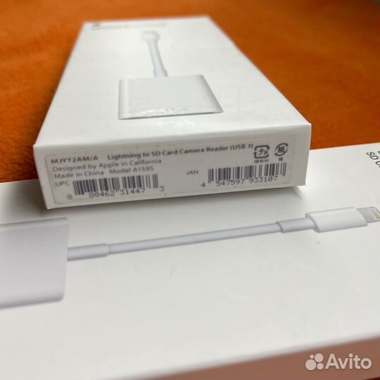 Apple Lightning to SD Card Camera Reader (New)