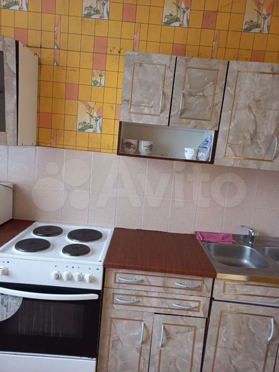 2-к. квартира, 60 м², 3/16 эт.