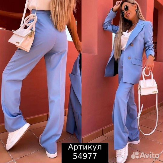 Костюм с брюками