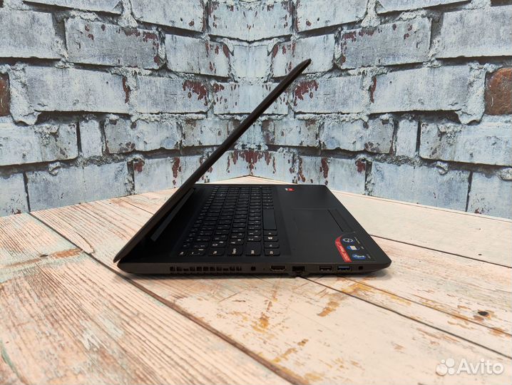 Мощный ноутбук Lenovo AMD-4ядра/500Gb/4Gb/HD