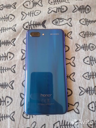 HONOR 10, 4/64 ГБ