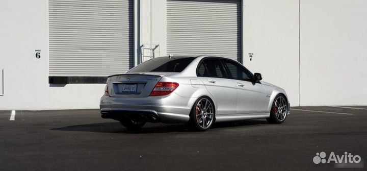 Кованые диски в стиле HRE для Mercedes W204 R19