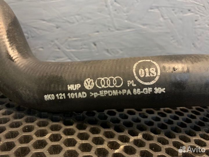 Патрубок системы охлаждения Audi A6 C7 cdnb 2014