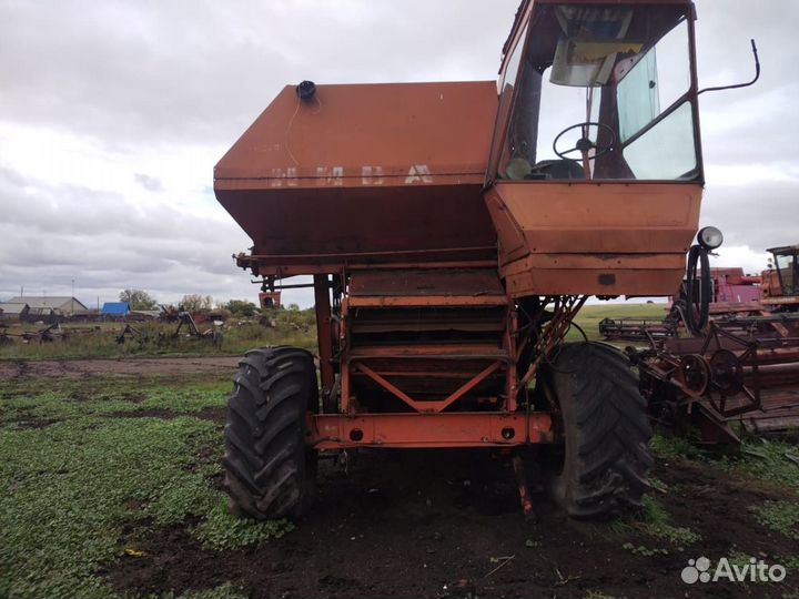 Разбрасыватель соломы Енисей 1200, 1997