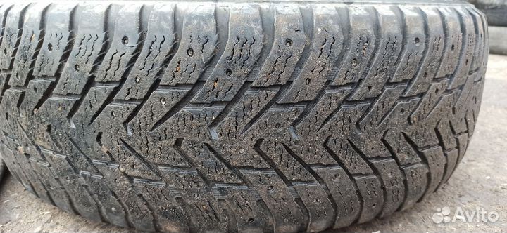 Nokian Tyres Hakkapeliitta 8 SUV 235/55 R20