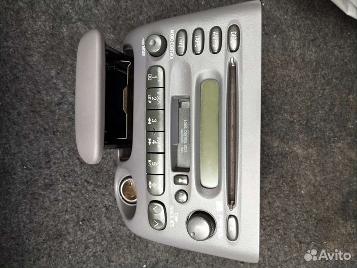 Магнитола от Тойота platz (оригинал)