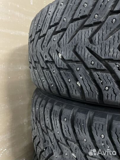 Nokian Tyres Hakkapeliitta 8 SUV 225/60 R17