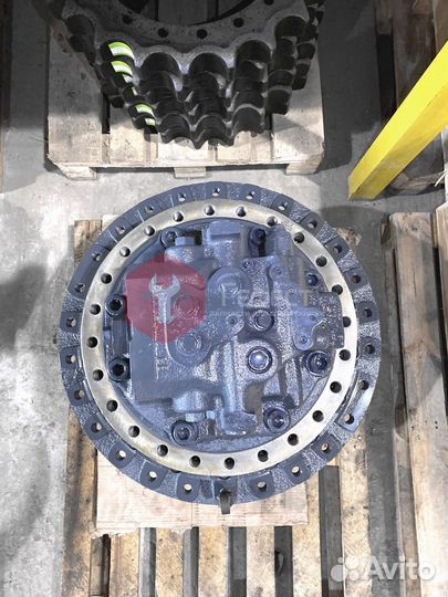 Бортовой редуктор Komatsu PC450LC-6 208-27-00152