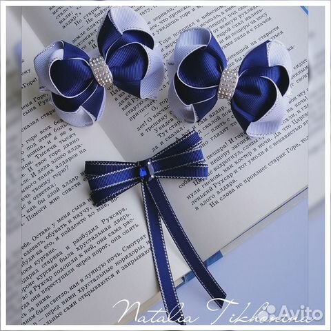Бантик - брошь для школы