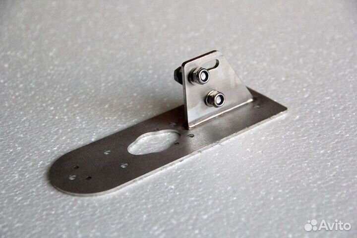 Крепление датчика эхолота Гармин