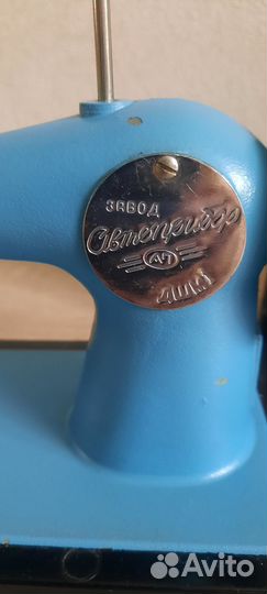 Детская швейная машинка