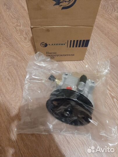 Насос гур Ford Focus 2,3. 1.6 новый Luzar