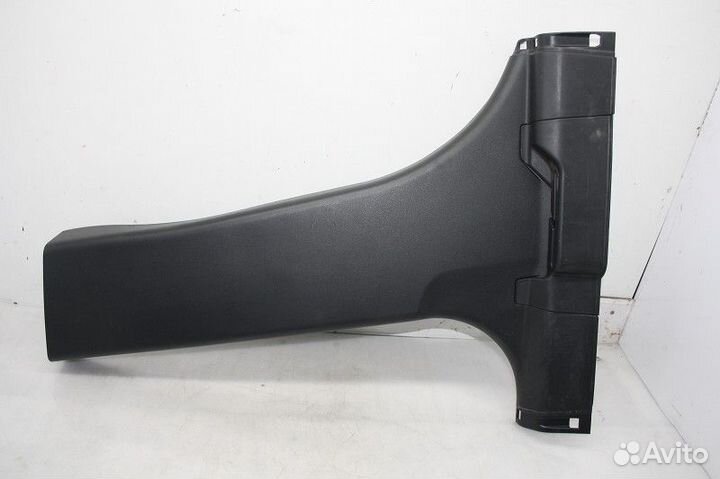 Обшивка стойки (средняя нижняя L) mitsubishi outla