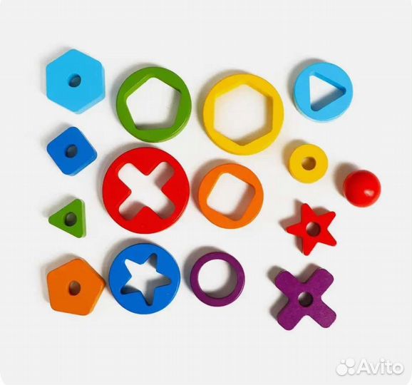 Деревянная пирамидка логическая