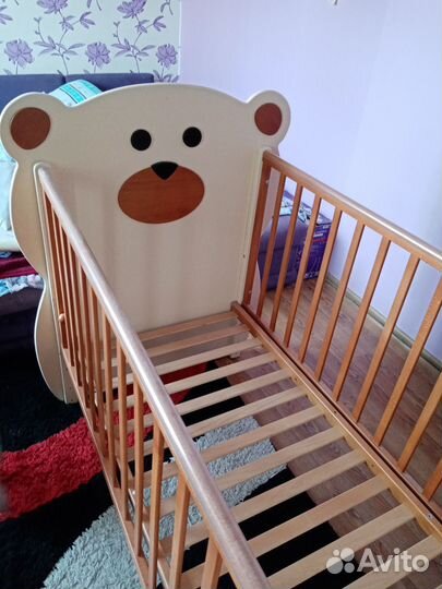 Детская кроватка