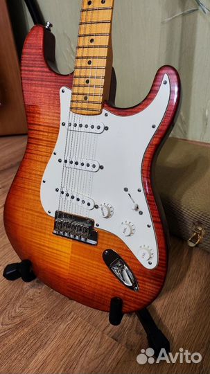 Электрогитара Fender Select Stratocaster