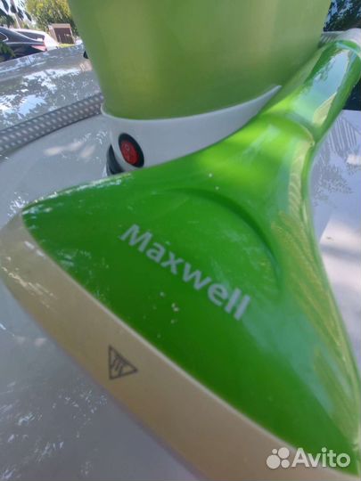 Отпариватель для одежды вертикальный