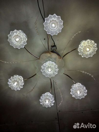 Люстра потолочная
