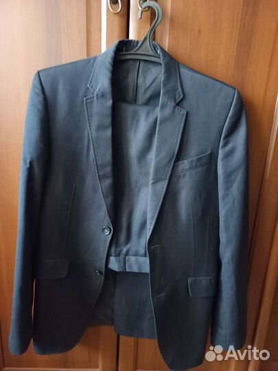 Школьный костюм