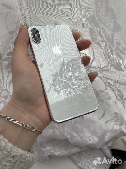 iPhone X, 256 ГБ