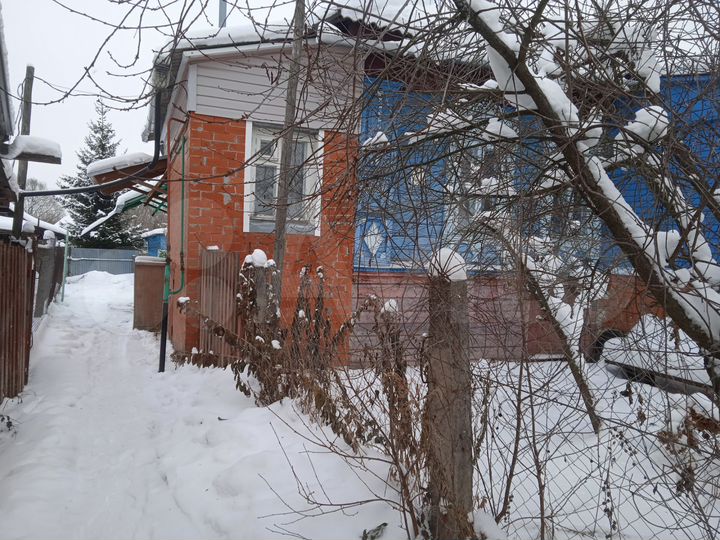 Дом 29 м² на участке 9,5 сот.