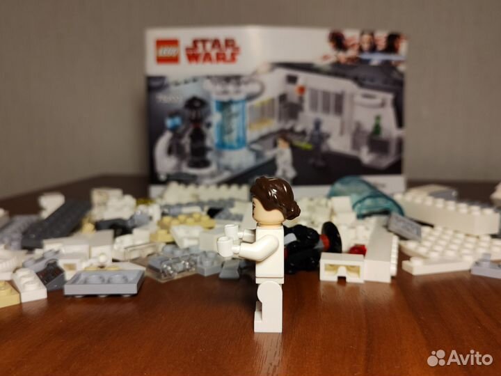 Lego Star Wars 75203 Hoth Medical Chamber