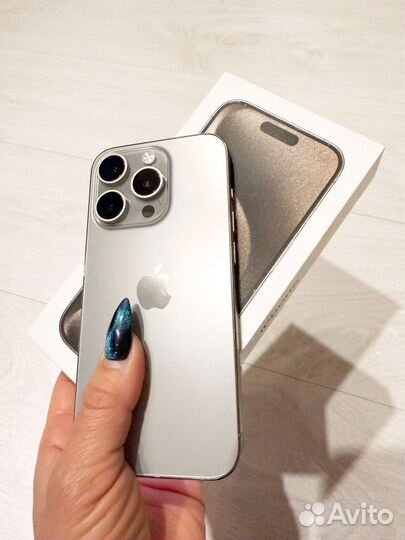 iPhone 15 Pro, 512 ГБ