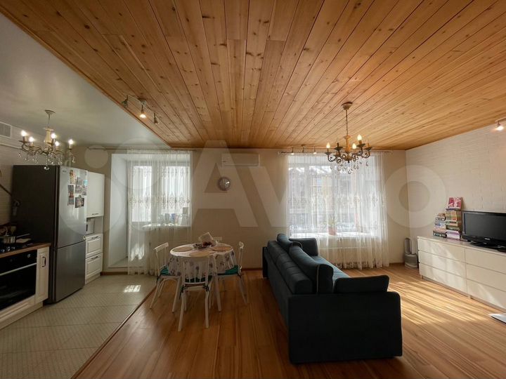 Квартира-студия, 42 м², 3/5 эт.