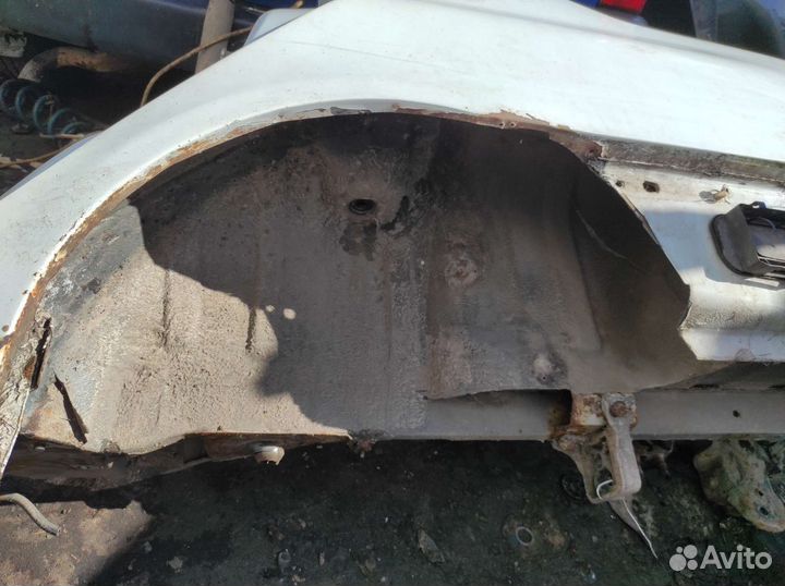 Крыло заднее левое Renault symbol 1
